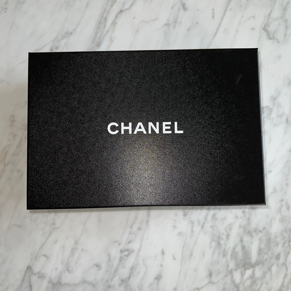 Chanel box